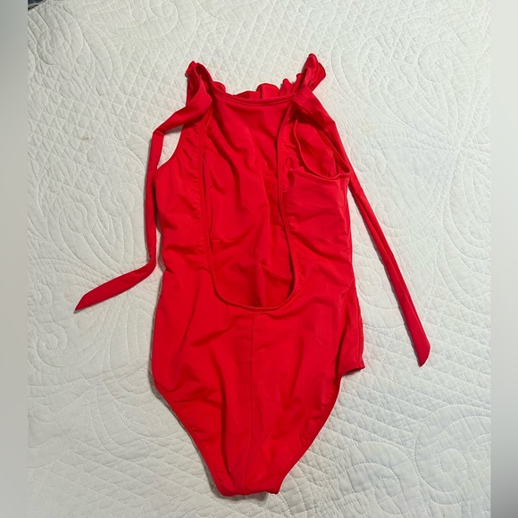 Ruffle neck one piece swimsuit size small - Picture 6 of 7